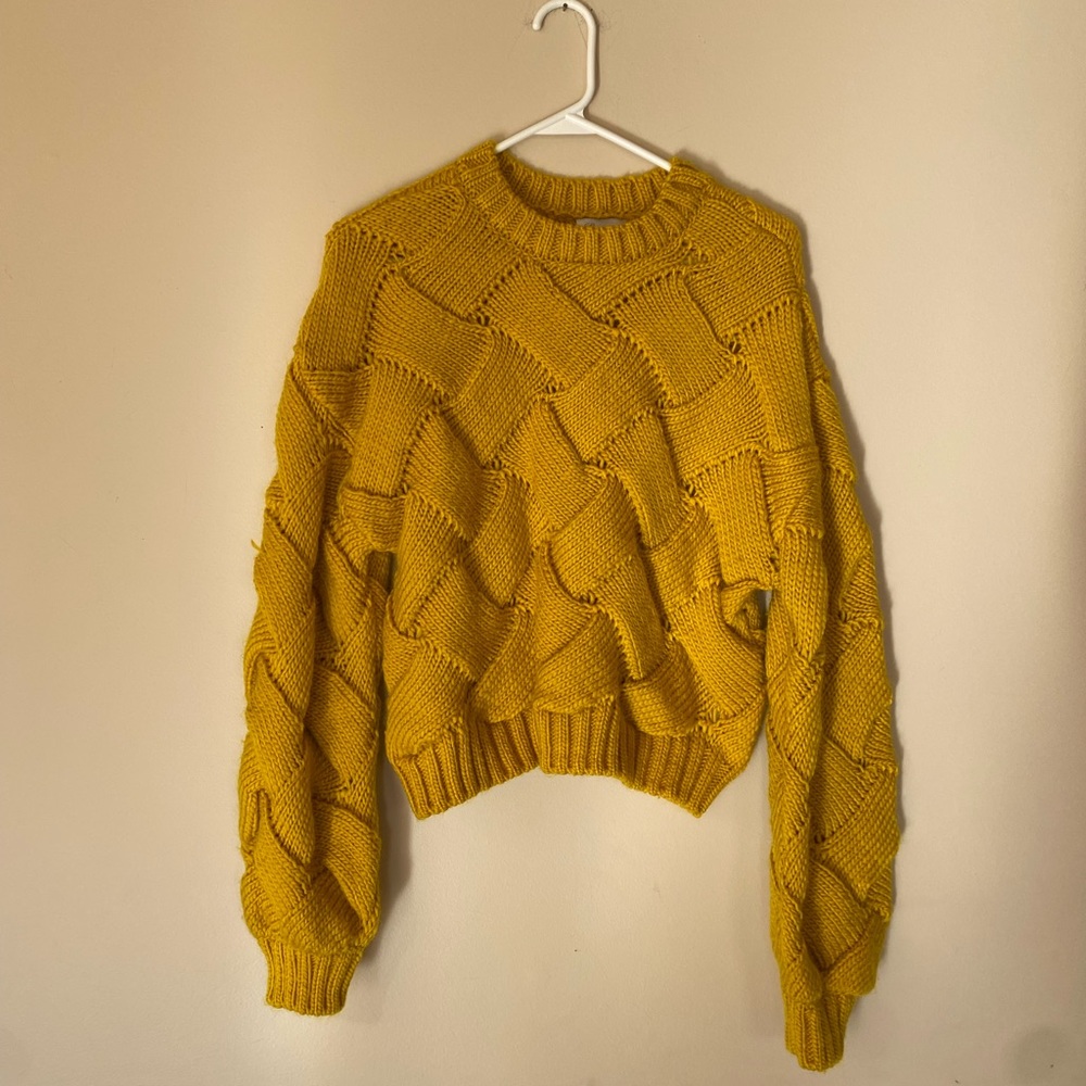 Lovers + Friends quilted sweater size XS
